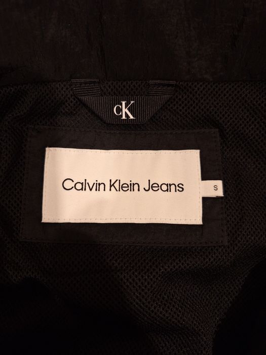 Calvin Klein, męska kurtka wiatrówka z kapturem, r. S