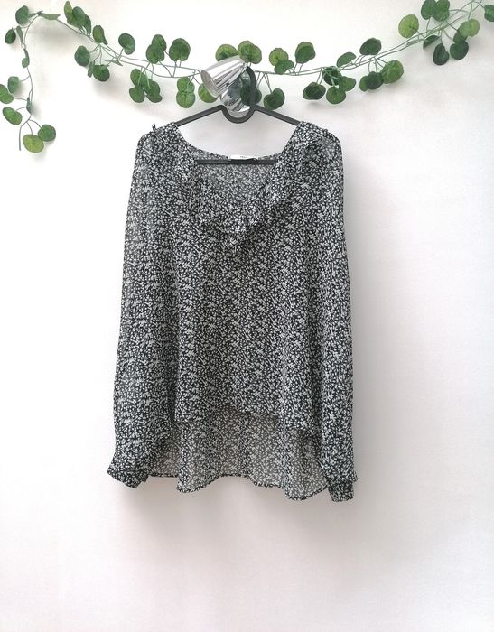 Blusa Fluida de Manga Comprida