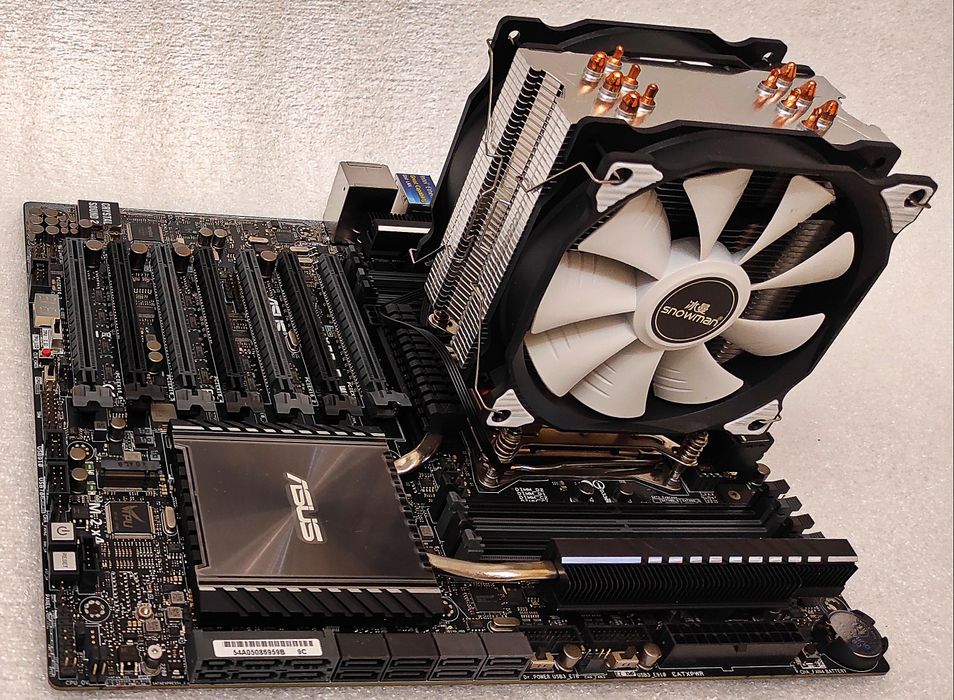 Професійний комплект: ASUS X99-E WS + Intel Xeon E5-2697 v4 18ядер/36п