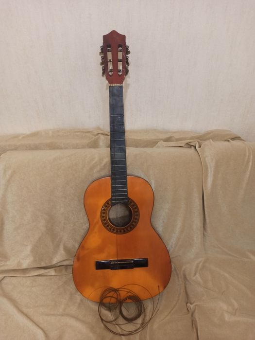 Гітара Stagg 6 струнна.