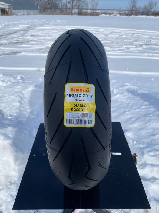 Нова Мотошина  Pirelli diablo rosso 4 і 3 Рульові та задні