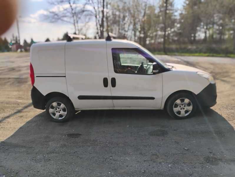 Opel combo  l1h1  klima rok 2017 Fiat doblo