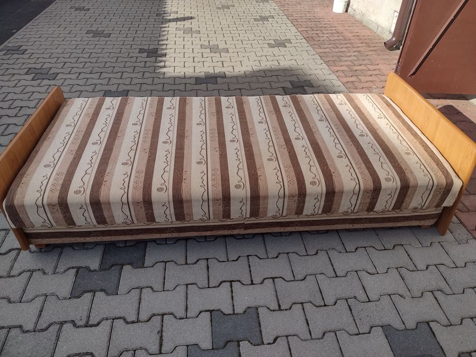 Tapczan jednoosobowy