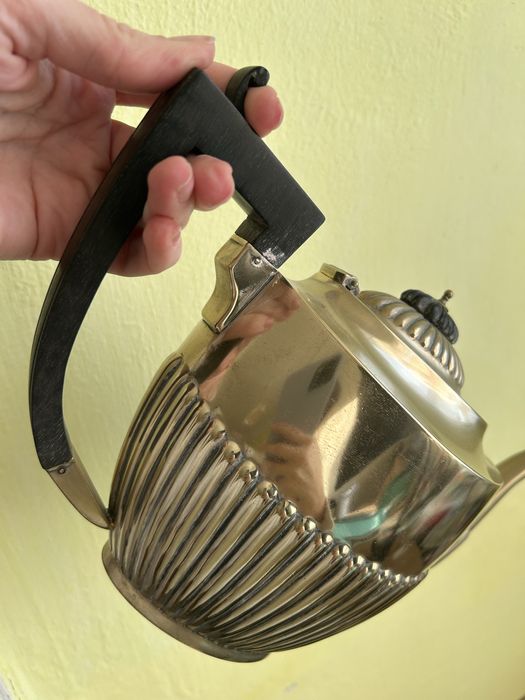 Вінтажний чайник Антикварний посріблений чайник