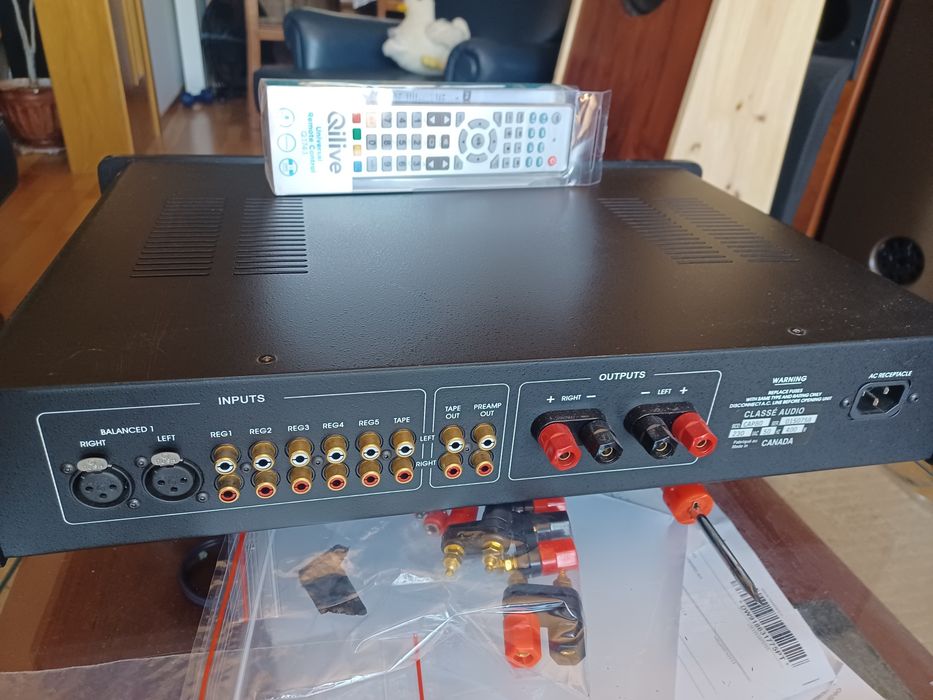 Ampificadores Classé Cap80, Plinius 2100i, Rogue Stealth, Meridian 201