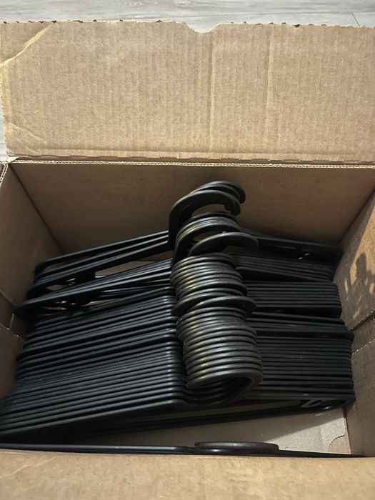 Wieszaki na ubrania IKEA Spruttig 40 szt.