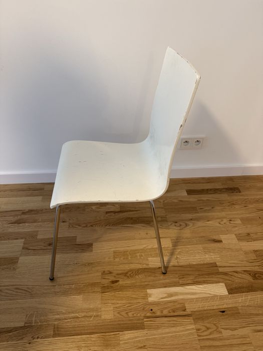 Krzesła używane do renowacji