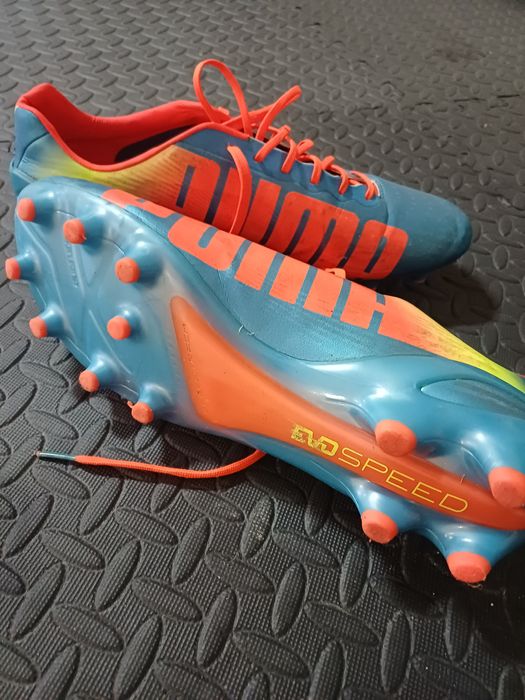 Chuteiras novas Puma