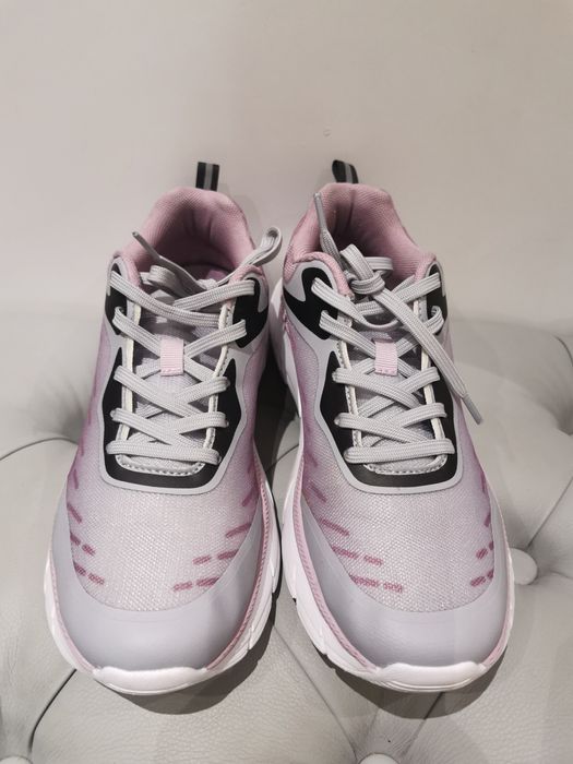 Buty sportowe 39 rozmiar