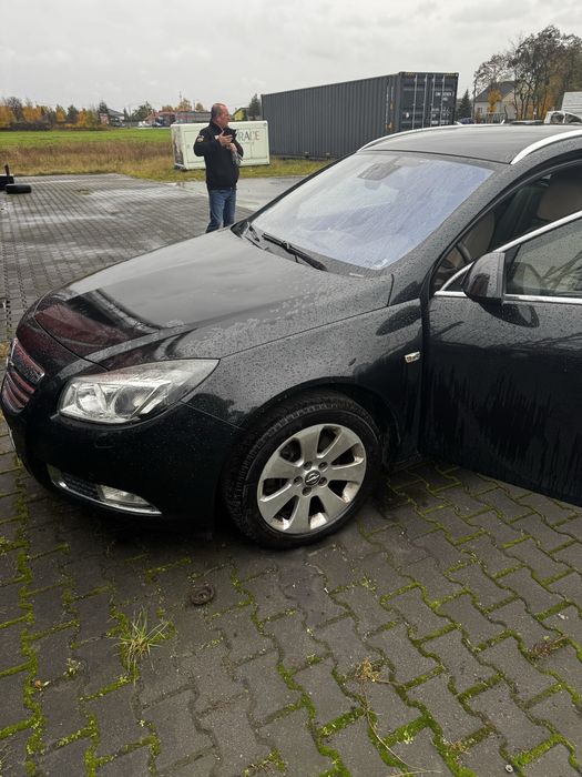 Insignia a cala na czesci 2.0 cdti kod lakieru Z22C