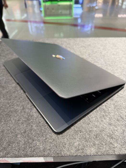 MacBook Air 13” 2020 M1 8/256 gb 100%, Гарантія, Доставка