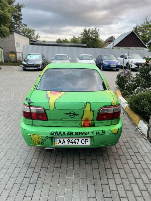Продам Опель омега б