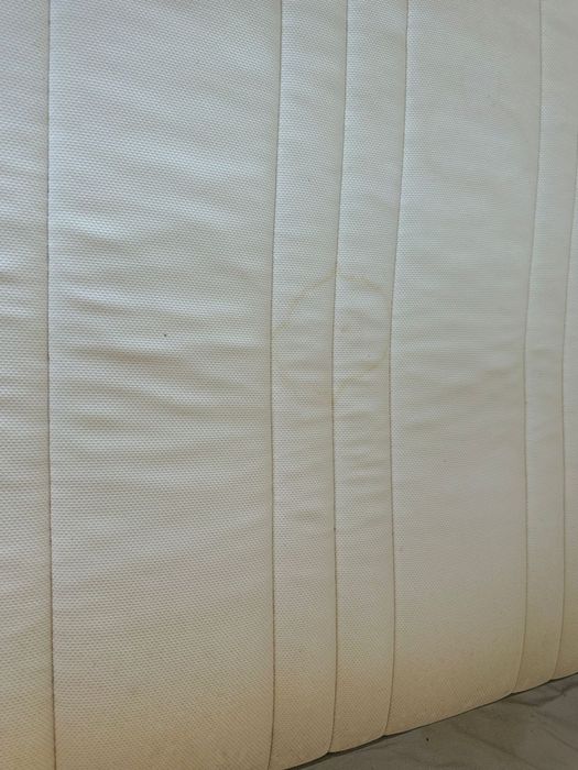 Colchão do Ikea 140x200 cm