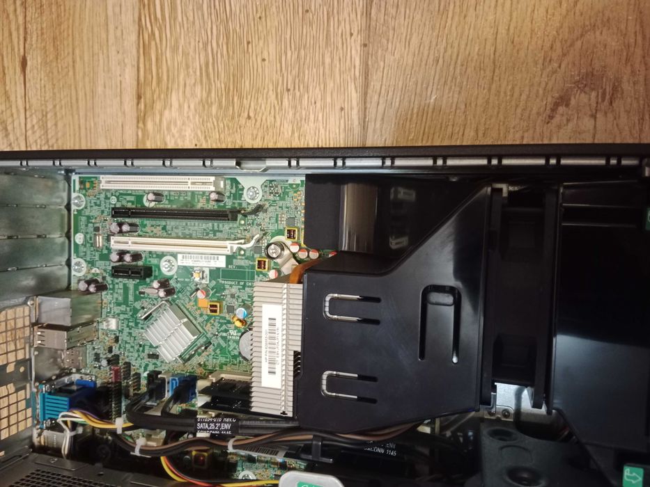 Komputer stacjonarny/biurowy HP Compaq 8200 Elite