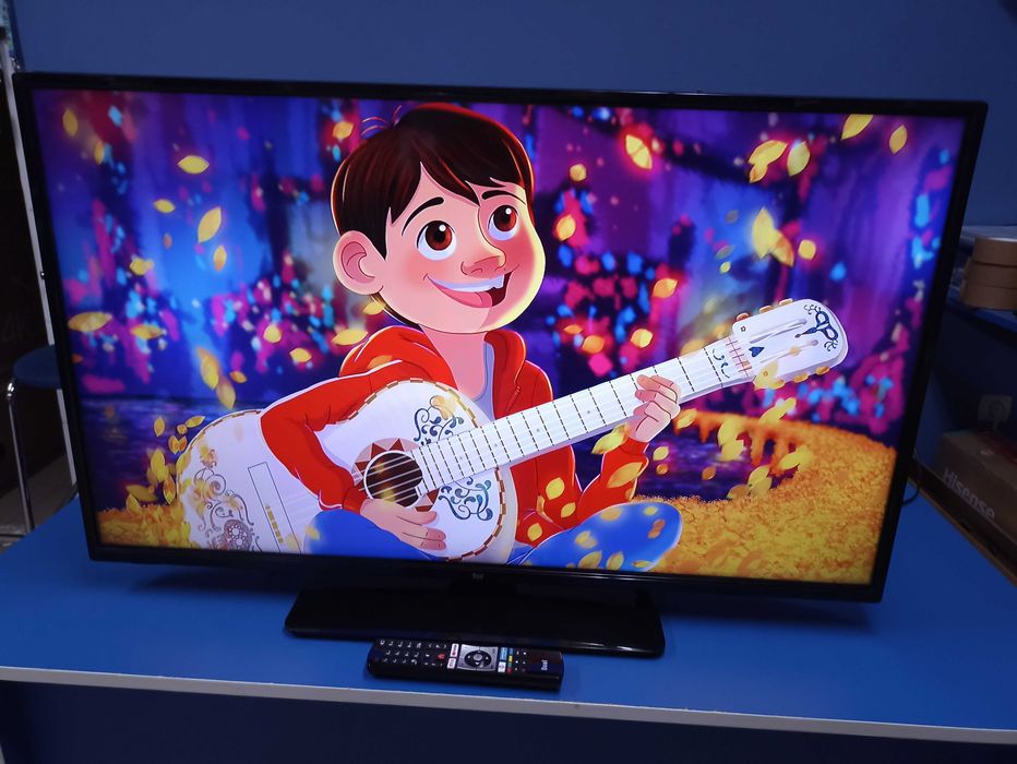 LED 43 Dual Smart TV Wi Fi Netflix YouTube DVBT-2 OKAZJA! Śmigiel • OLX.pl