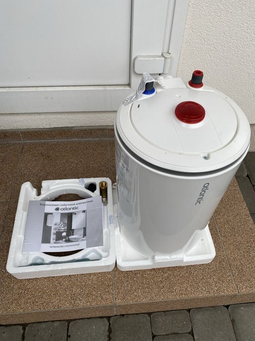 Бойлер 10 л 1.6 w ( Вт)