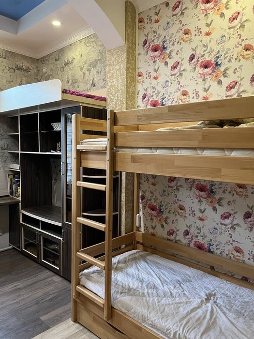 Сталінка. Продаж шикарної 2-кім кв, 63 м² з високими стелями, меблямі та техніка залишаються