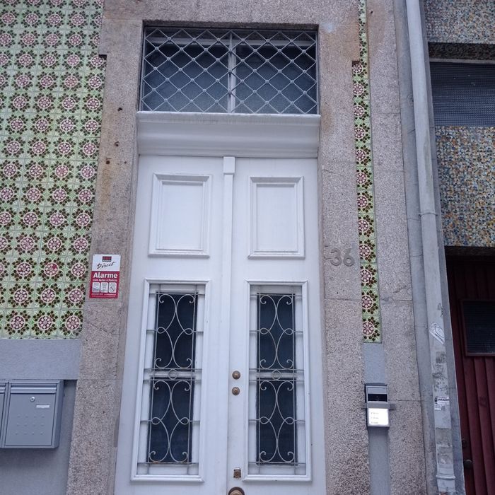 Porta madeira maciça grande