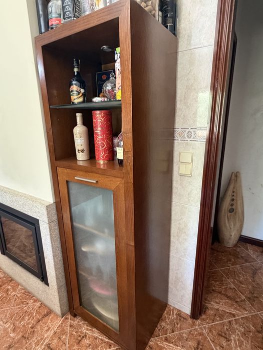 Móvel Garrafeira
