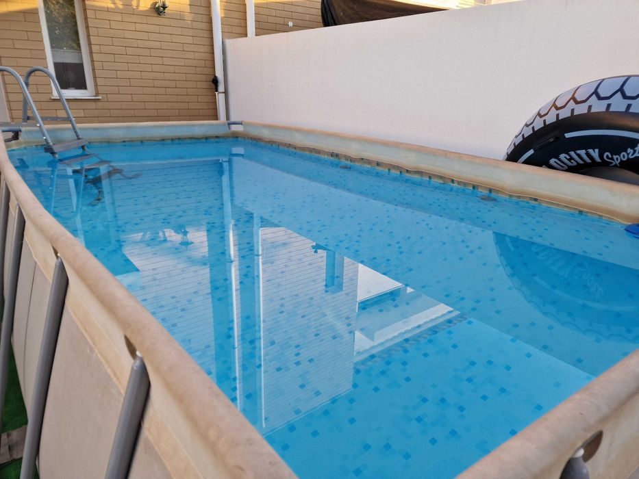 Piscina + bomba de filtro de areia
