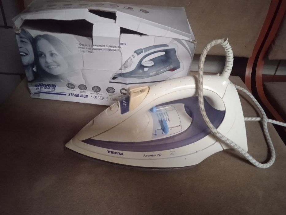 Продам утюг в отличном состоянии