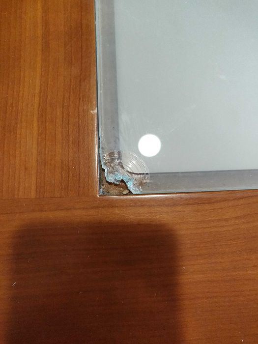 Mesa de café, em madeira