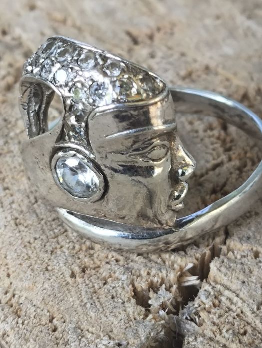 Srebrny stary artystyczny pierścionek twarz ,vintage