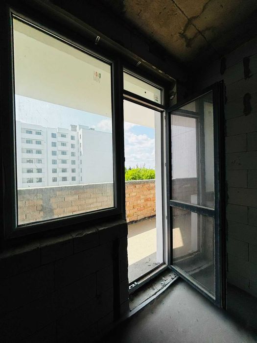 1 кім. квартира  біля парку!терраса