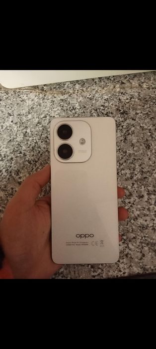 OPPO A40 como novo