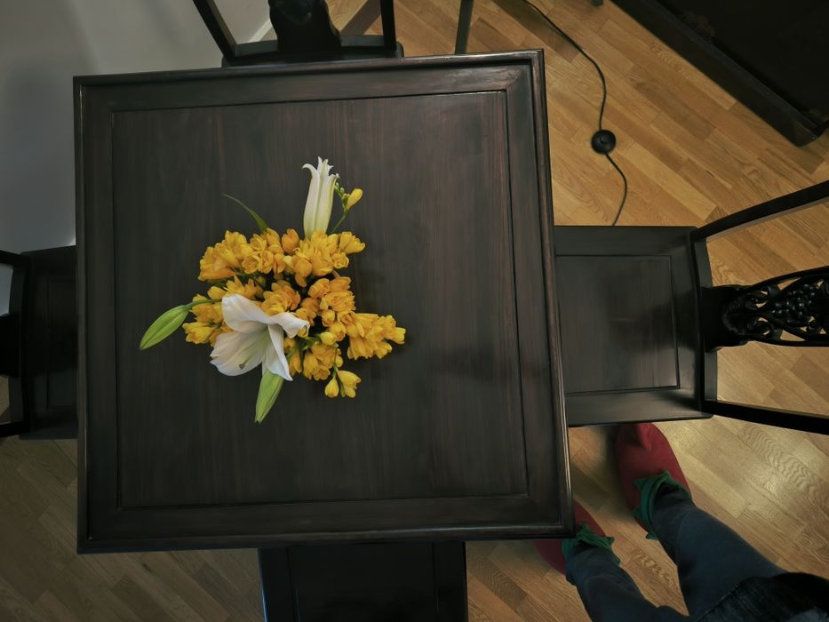 Mesa de jogo neoclassica