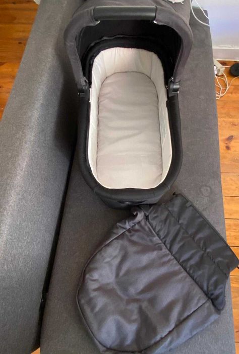 Alcofa Chicco – como nova + colchão incluído