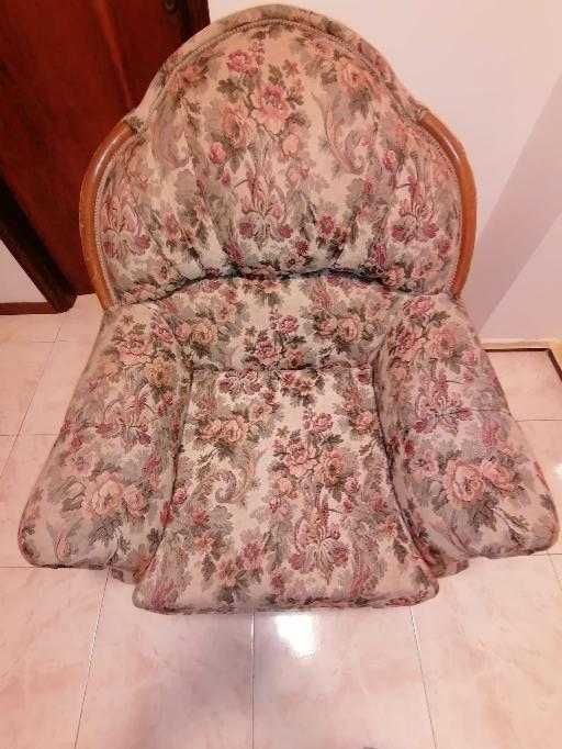 Poltrona em bom estado