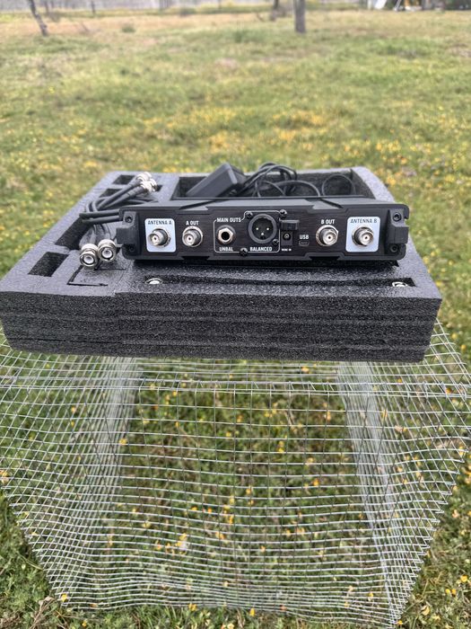 Line 6 XD-V75 Receiver Wireless Digital 2.4GHz