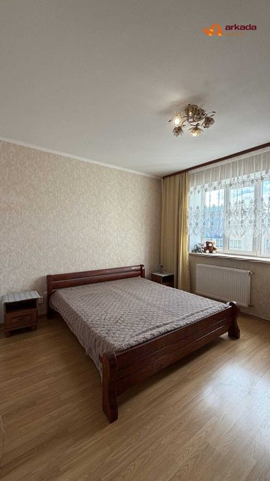 Продаж 2 кім. квартири з ремонтом в районі Каскаду