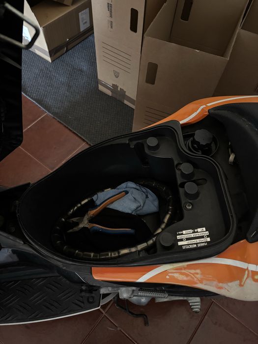 Pegeout Jetforce 2013 - 50cc/2 tempos