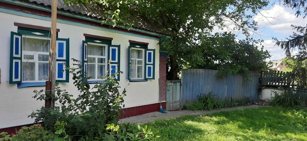 Будинок гарне розташування с.Красна Лука