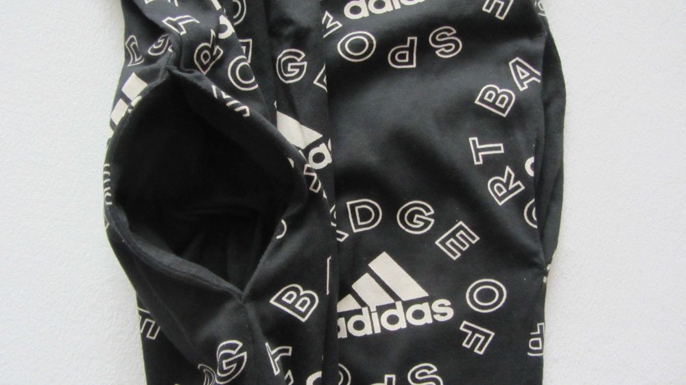 Sukienka sportowa Adidas 140