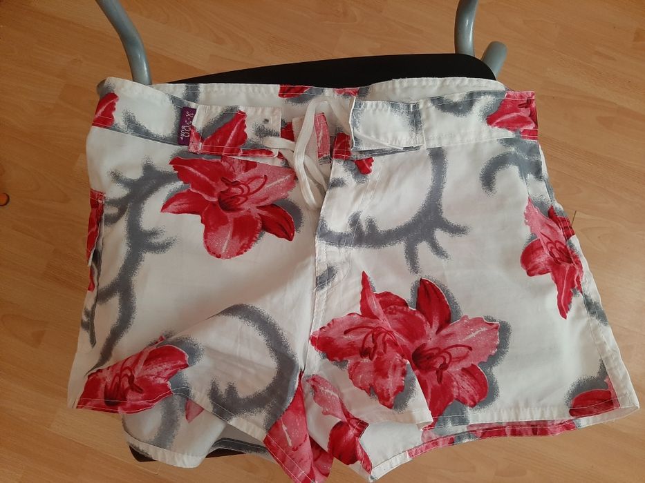 Calções/Shorts com flores 38