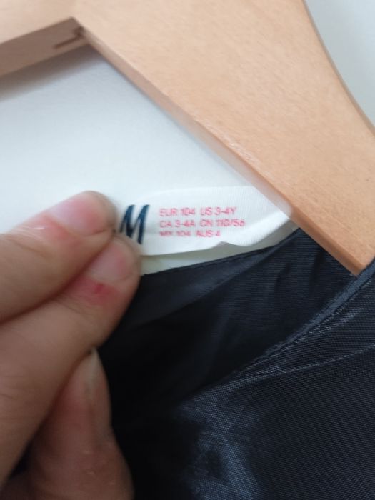 Wizytowa sukienka 104