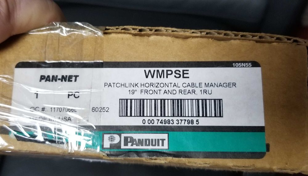 Кабельный органайзер Panduit двусторонний (WMPSE) 1U