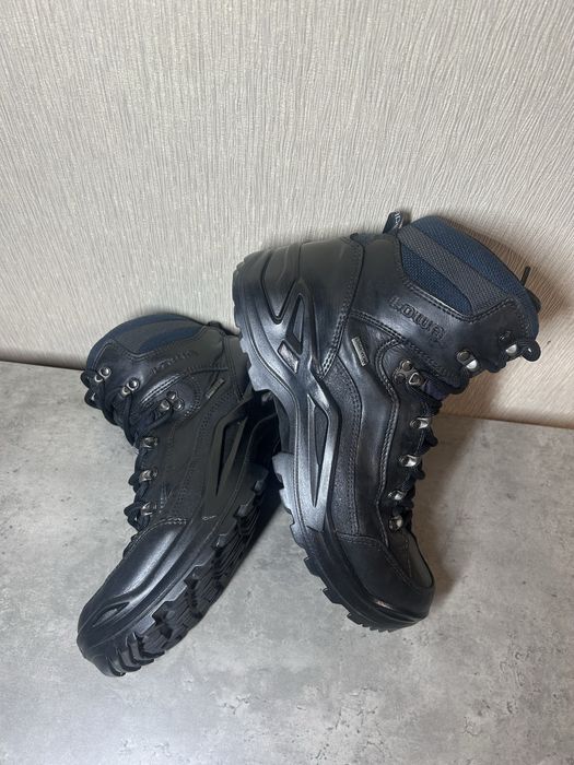 Оригінал!Трекінгові черевики  Lowa Renegade GTX Mid, розмір 41(26 см)