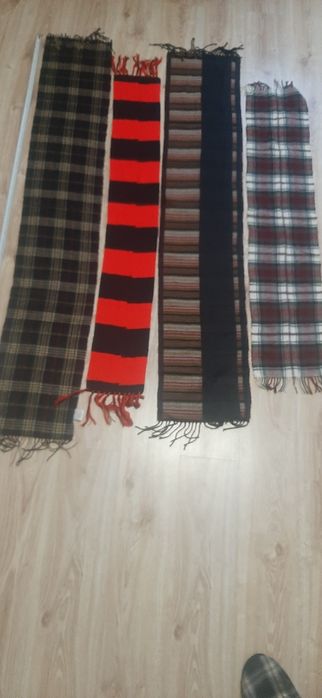 Продам шарфы новые