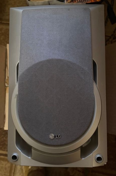 Музичний центр LG