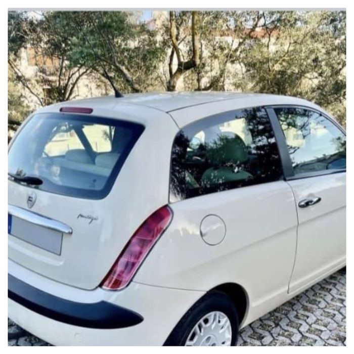 Lancia Ypsilon 1.3 Multijet a gasóleo, automático