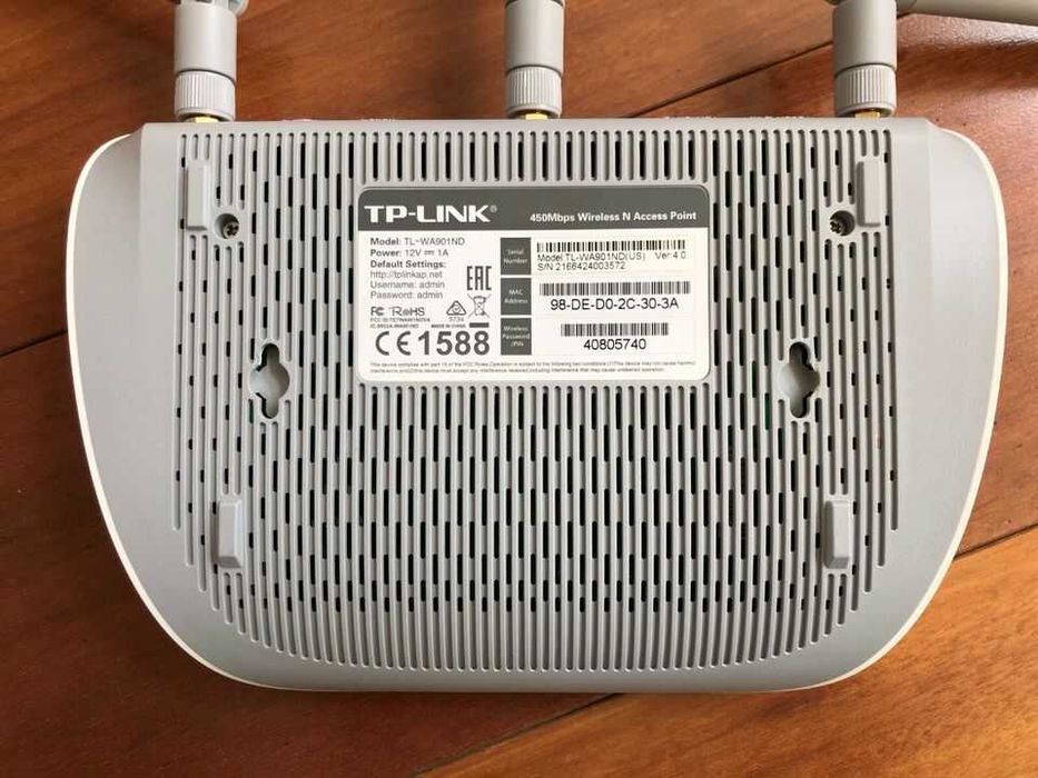 Router - TP-Link TL-WA901ND (até 300 Mbps)