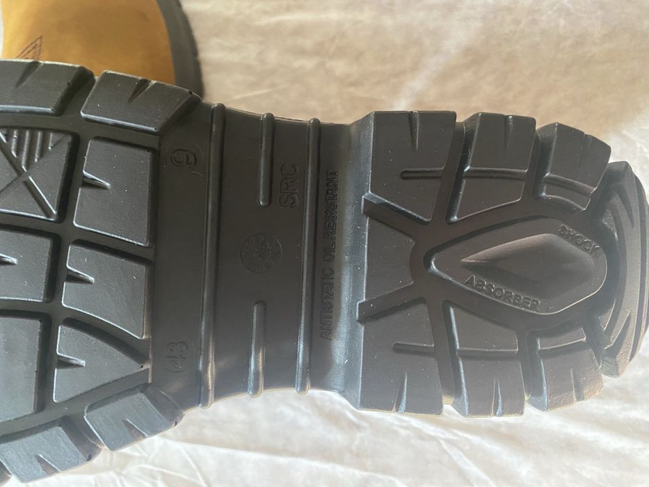 Нові ботинки-челсі Blundstone