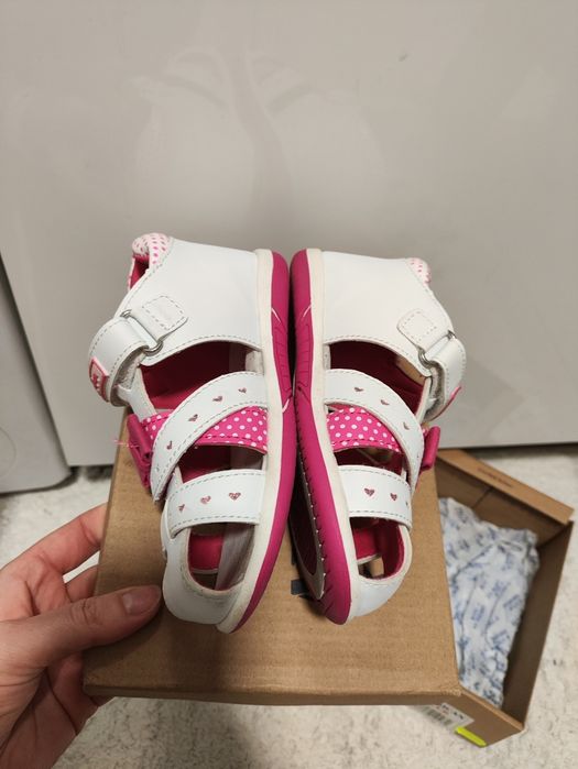 Sandałki kapcie do przedszkola 26 American club