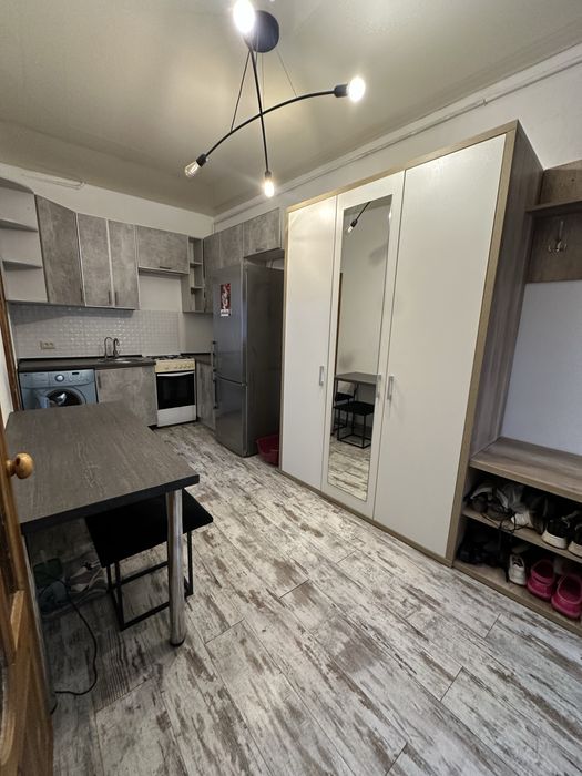 Продам 1 комнатную квартиру в центре Одессы