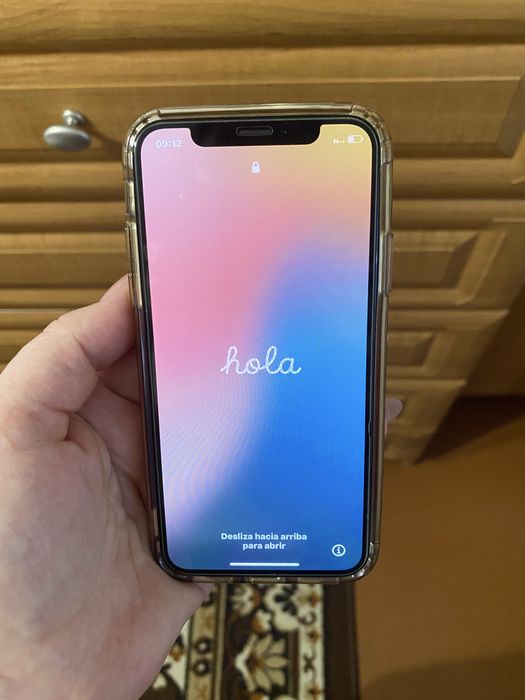 Продам iPhone XS