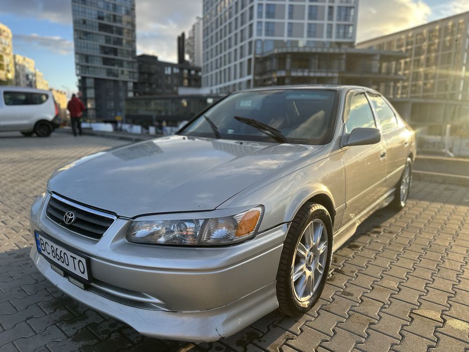 Продам Toyota Camry 20